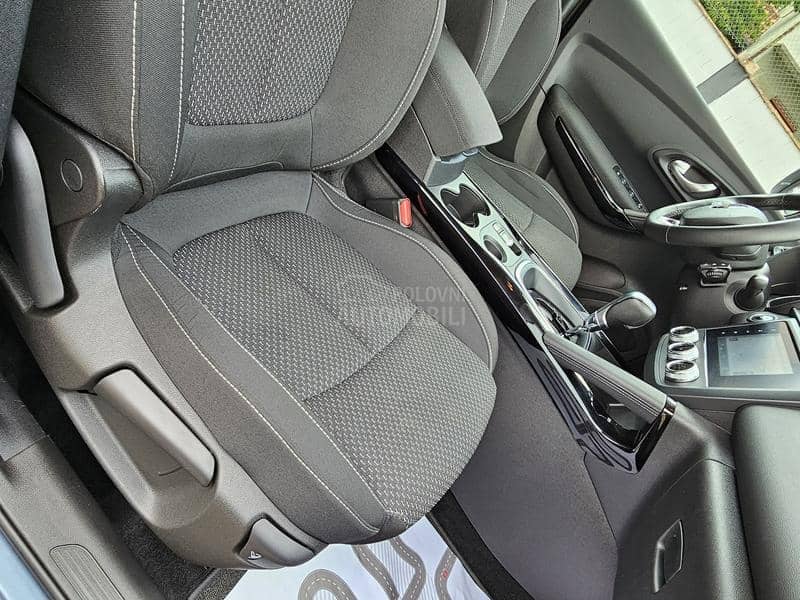Renault Kadjar 1.5 DCI/AUT Renault Kadjar 1.5 DCI/AUT
