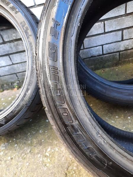 Tracmax 255/40 R19 Sve sezone