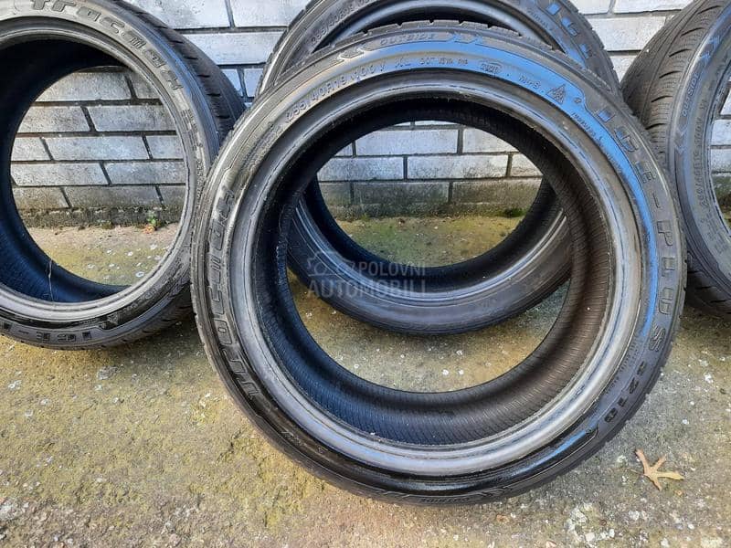 Tracmax 255/40 R19 Sve sezone