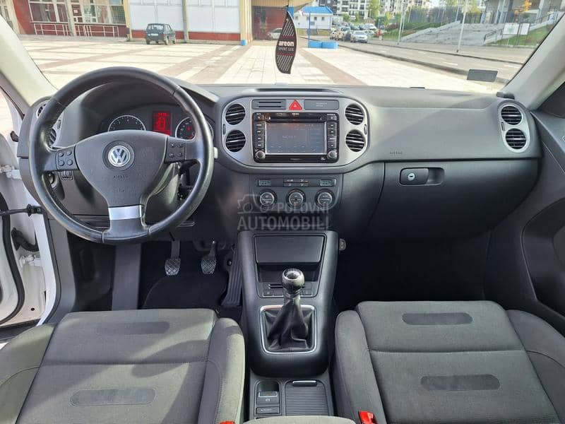 Volkswagen Tiguan 2.0 tsi Volkswagen Tiguan 2.0 tsi