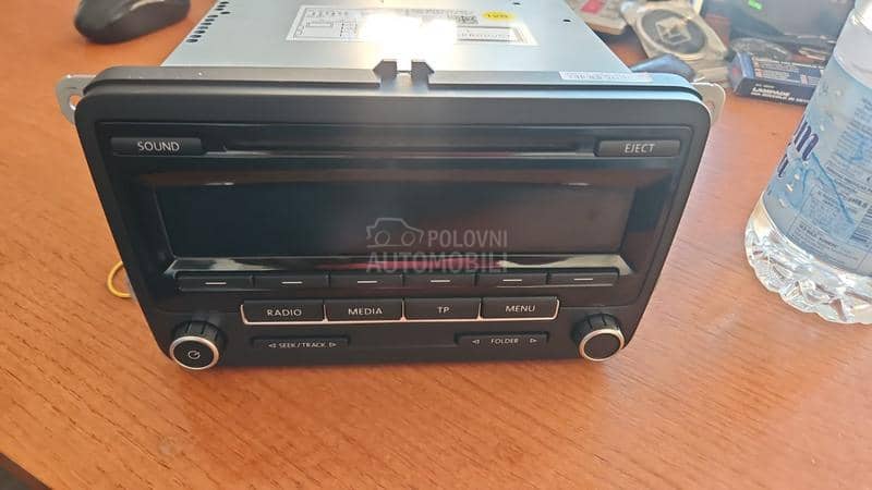 CD radio sa golf/polo/skodu