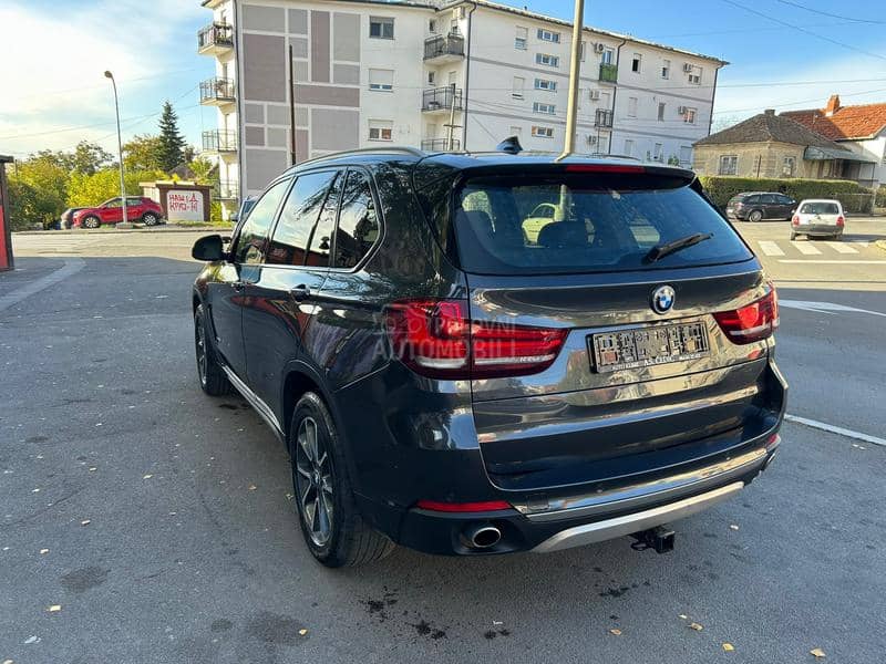BMW X5 3.5xdrive-pano