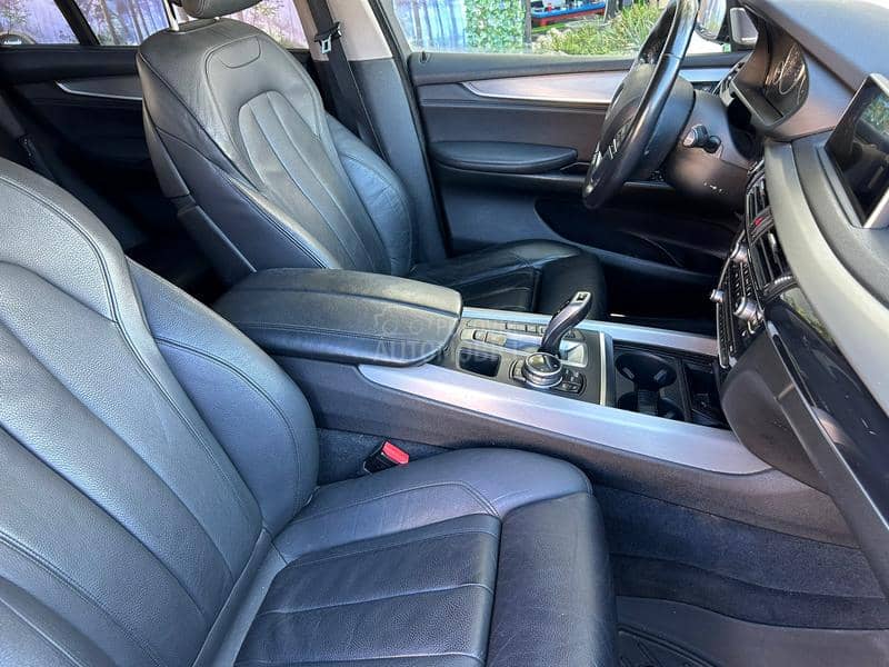 BMW X5 3.5xdrive-pano