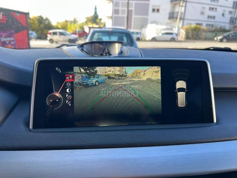 BMW X5 3.5xdrive-pano