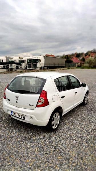 Dacia Sandero 