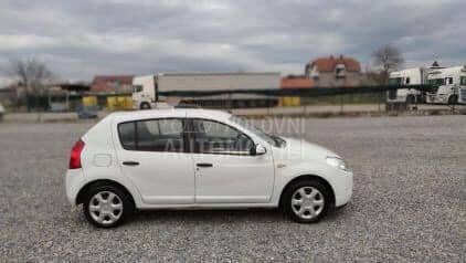 Dacia Sandero 