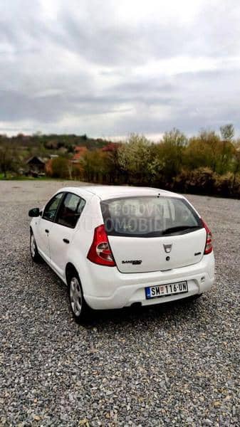 Dacia Sandero 