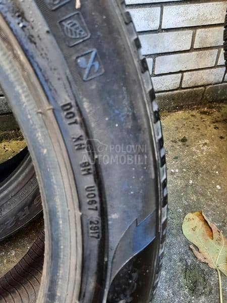 Pirelli 275/45 R21 Sve sezone
