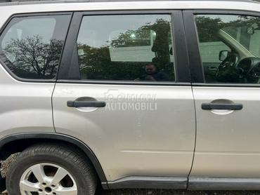 Vrata zadnja desna siva za Nissan X-Trail od 2007. do 2013. god.