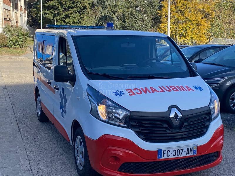 Renault Trafic 1.6cdti A M B U L A N T A