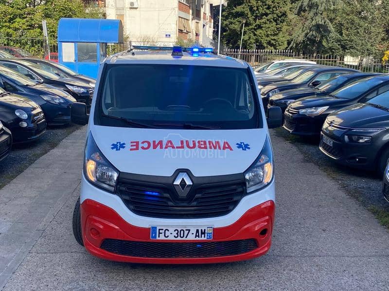 Renault Trafic 1.6cdti A M B U L A N T A