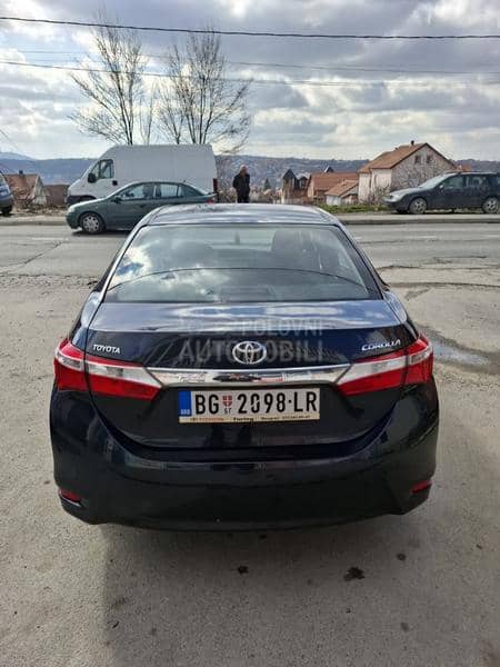 Toyota Corolla 