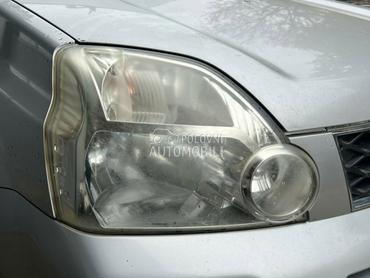 Far desni za Nissan X-Trail od 2007. do 2010. god.