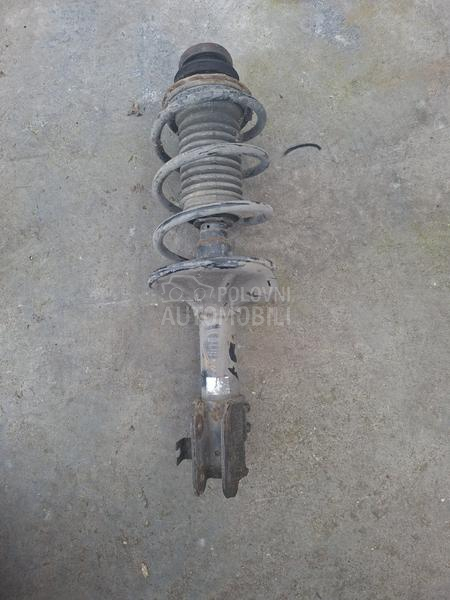 prednji desni amortizer