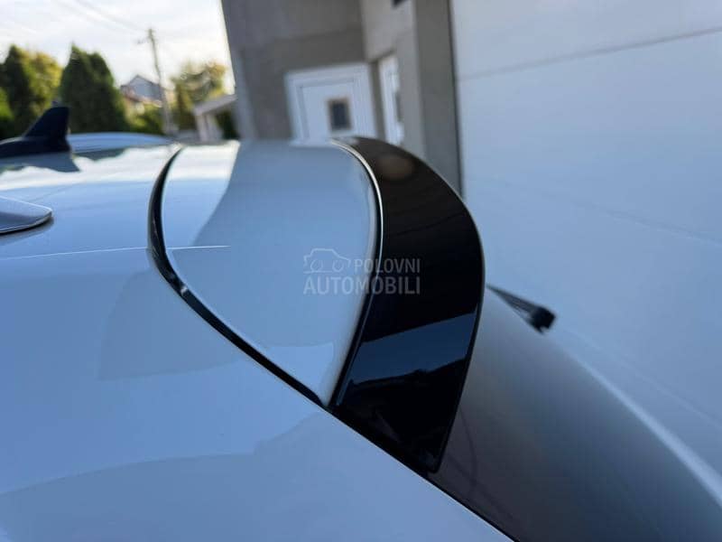 Volkswagen Touareg R LINE PEAK CH