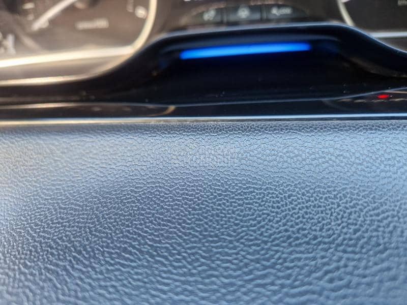 Peugeot 208 1.4 hdi nav.led Peugeot 208 1.4 hdi nav.led