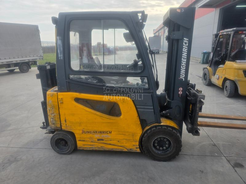 Jungheinrich EFG430