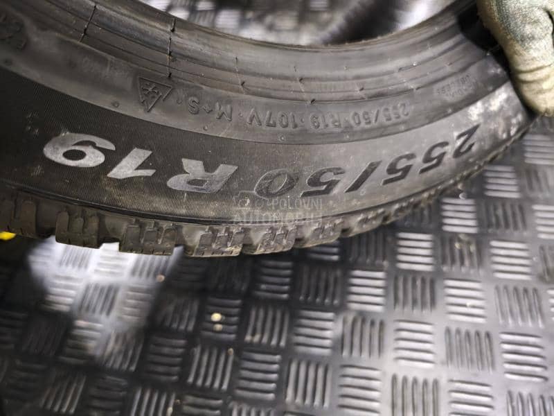Pirelli 255/50 R19 Zimska