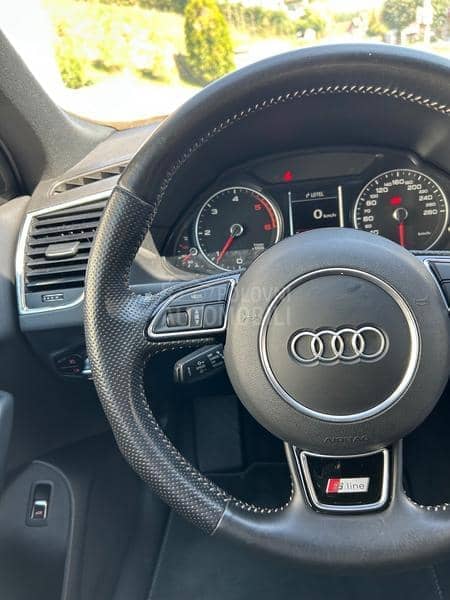 Audi Q5 2.0TDI S-LINE CH Audi Q5 2.0TDI S-LINE CH
