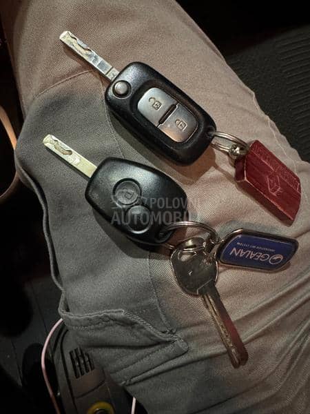 Renault Clio 1.2 16V 20TH