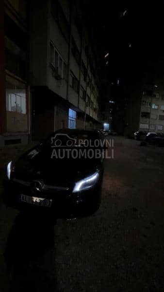 Mercedes Benz CLA 200 