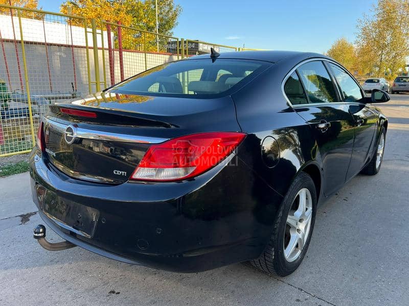 Opel Insignia COSMO /KOZA / N.AV.I Opel Insignia COSMO /KOZA / N.AV.I