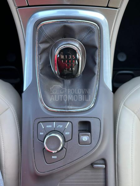 Opel Insignia COSMO /KOZA / N.AV.I Opel Insignia COSMO /KOZA / N.AV.I