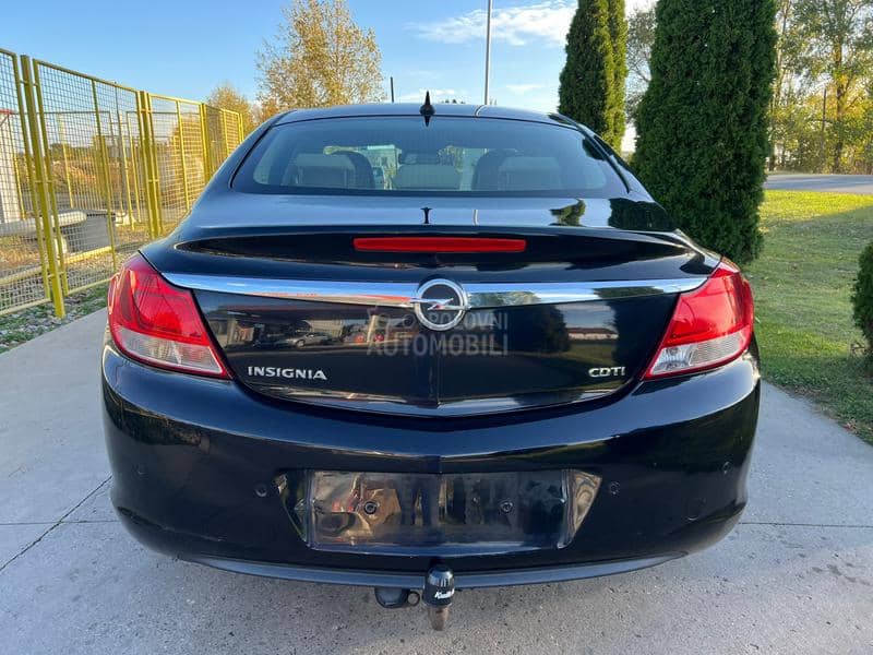 Opel Insignia COSMO /KOZA / N.AV.I Opel Insignia COSMO /KOZA / N.AV.I