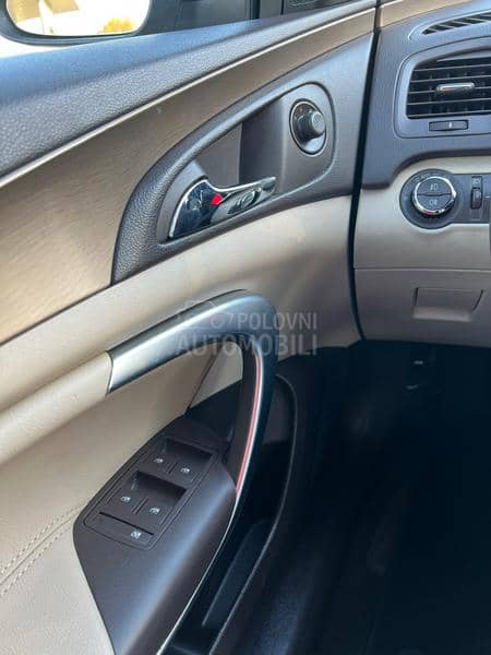 Opel Insignia COSMO /KOZA / N.AV.I Opel Insignia COSMO /KOZA / N.AV.I