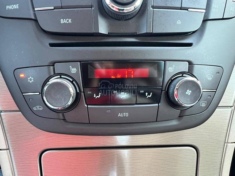 Opel Insignia COSMO /KOZA / N.AV.I Opel Insignia COSMO /KOZA / N.AV.I