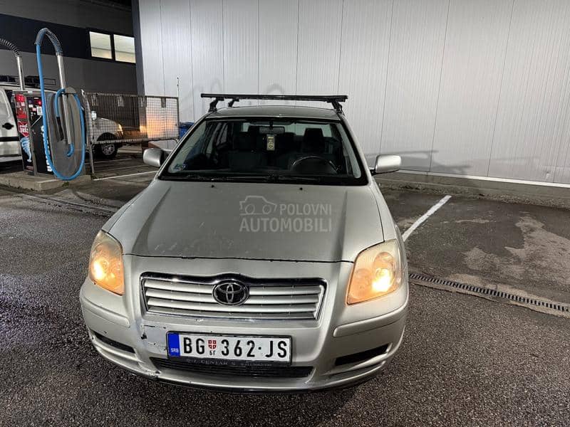 Toyota Avensis 