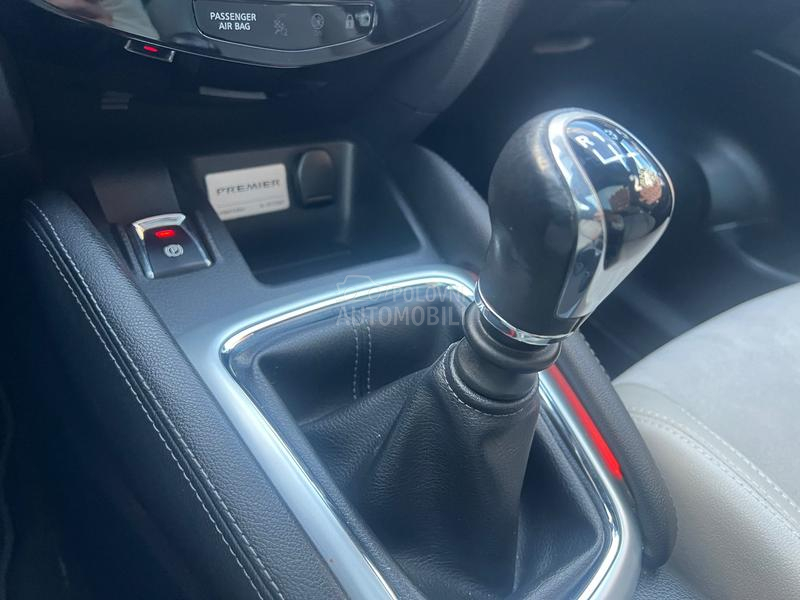 Nissan Qashqai 1.6 4x4 TEKNA PANO Nissan Qashqai 1.6 4x4 TEKNA PANO