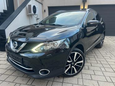 Nissan Qashqai 1.6 4x4 TEKNA PANO