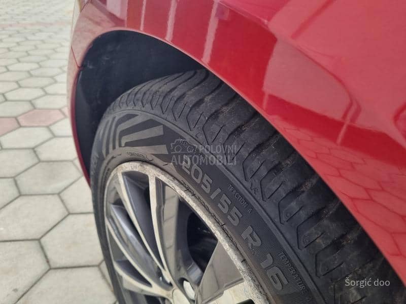 Peugeot 308 BlueHDI HOLLAND