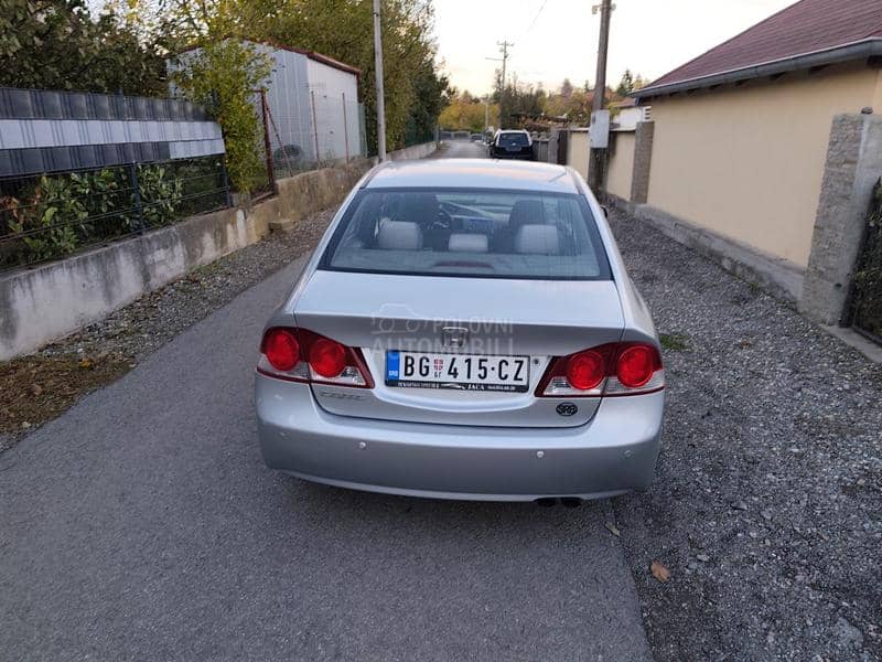 Honda Civic 1.8 v-tec