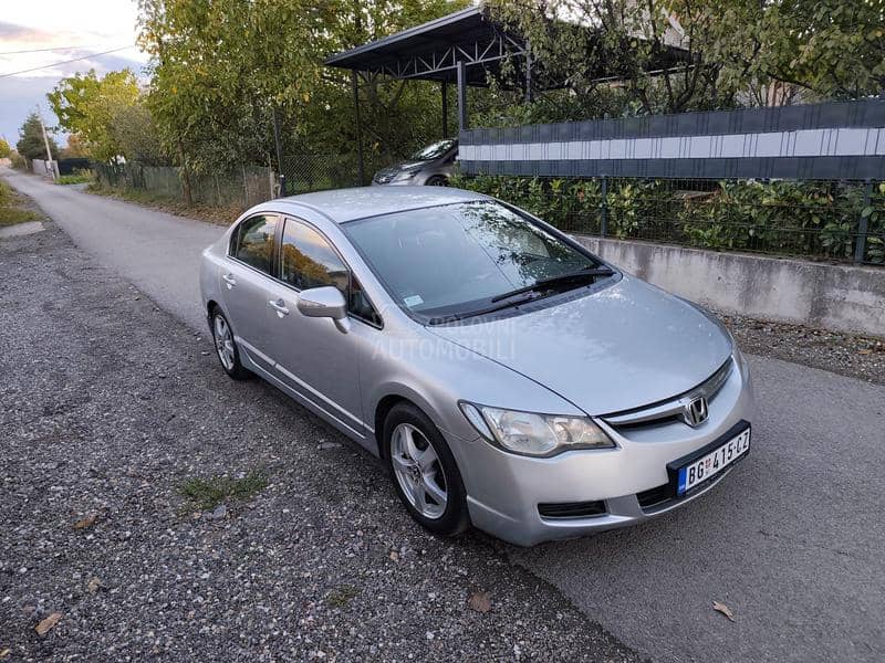 Honda Civic 1.8 v-tec