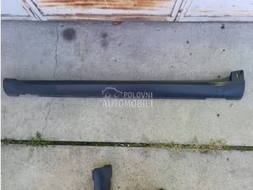 leva plasticna sajtna za Citroen C4 Cactus od 2014. do 2018. god.