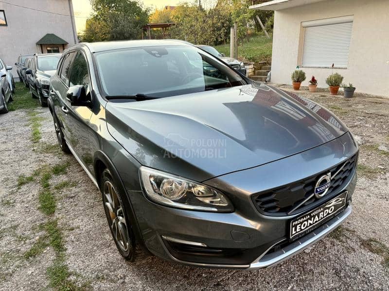 Volvo V60 Cross Country 2.0 D