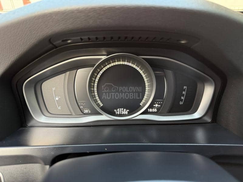 Volvo V60 Cross Country 2.0 D