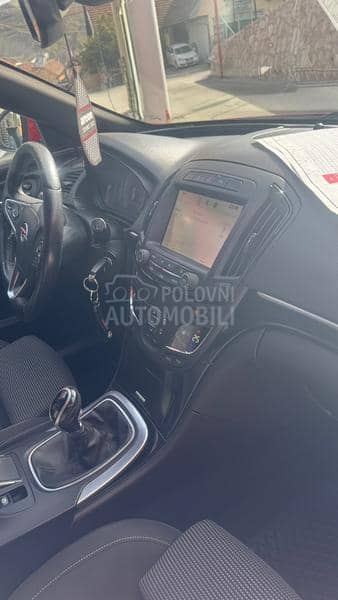 Opel Insignia reistaling virtual