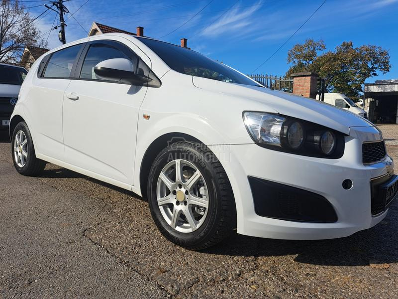 Chevrolet Aveo 1 3 d N AVIG OPREM