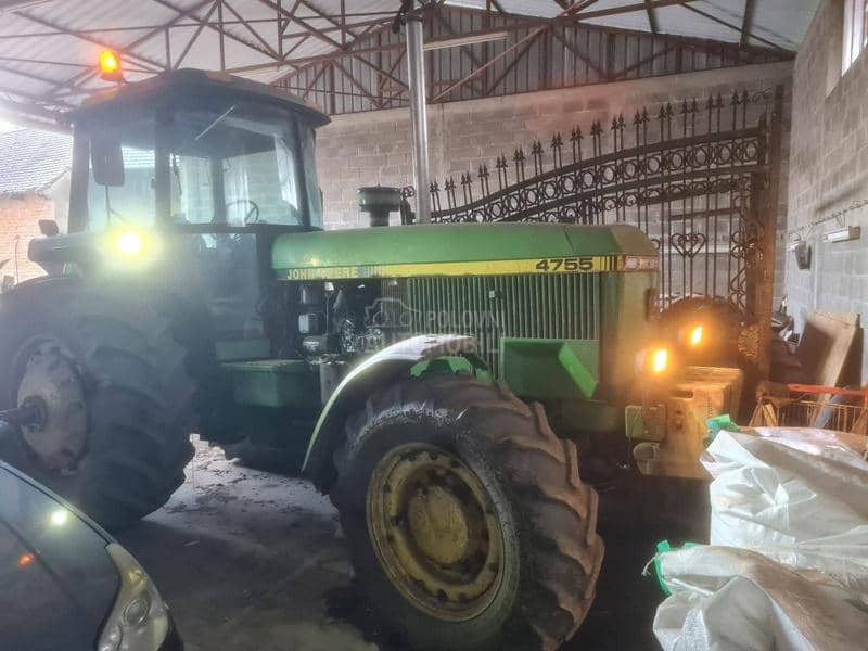John Deere 4755