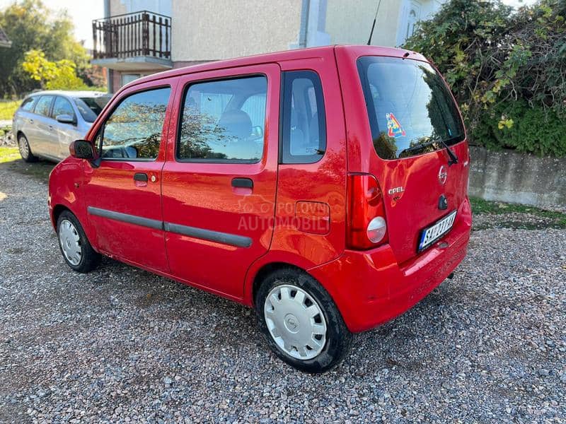 Opel Agila 