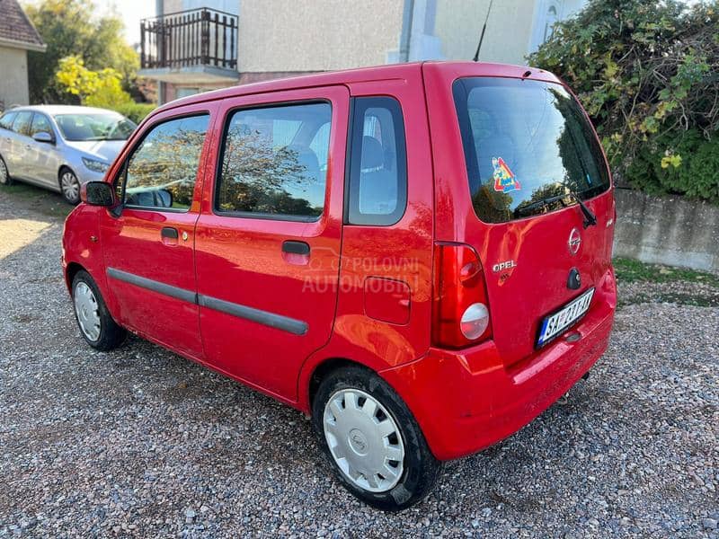 Opel Agila 