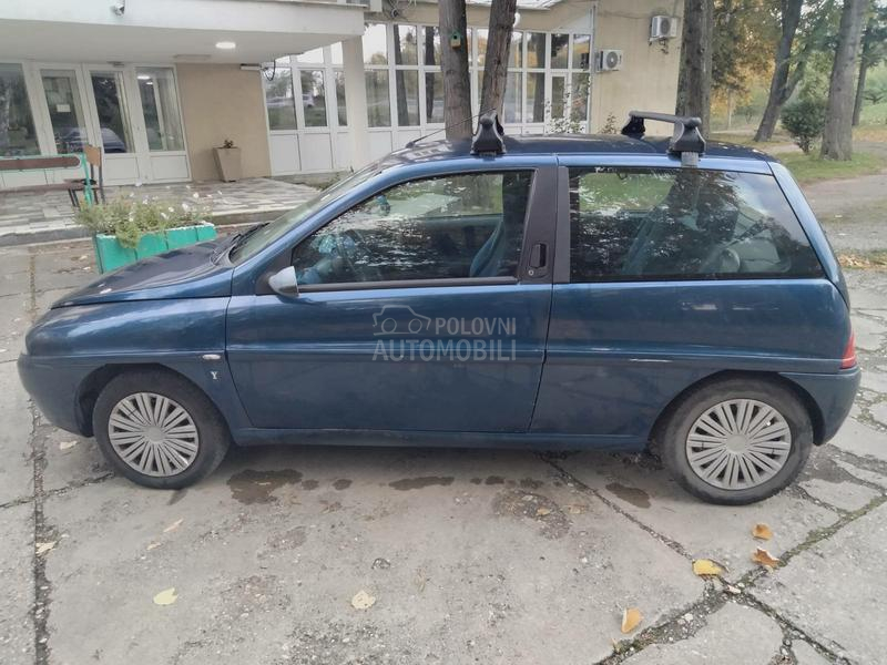 Lancia Ypsilon 