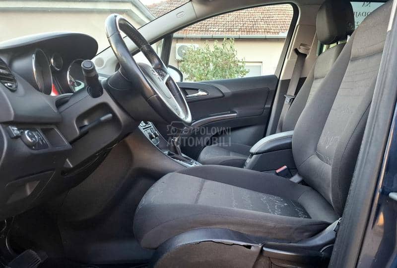 Opel Meriva 1,4 OČUVANA Opel Meriva 1,4 OČUVANA
