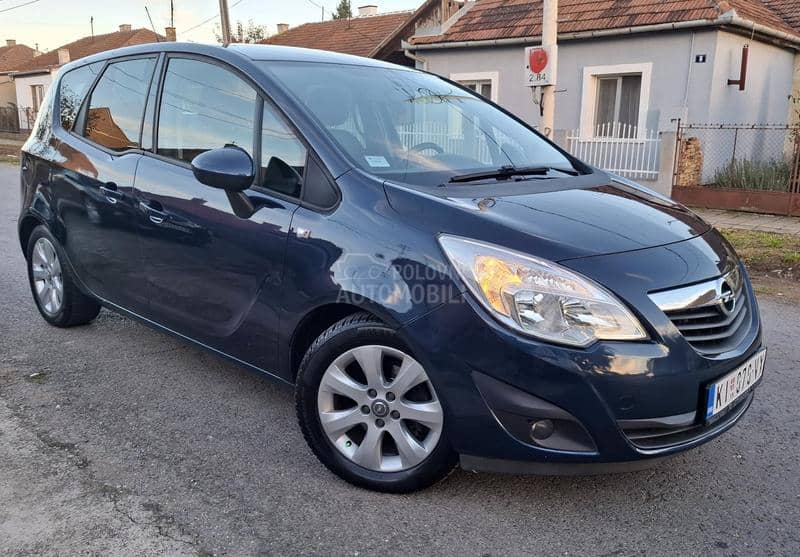 Opel Meriva 1,4 OČUVANA Opel Meriva 1,4 OČUVANA