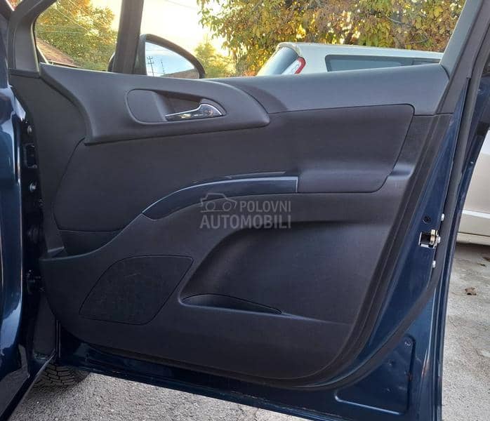 Opel Meriva 1,4 OČUVANA Opel Meriva 1,4 OČUVANA
