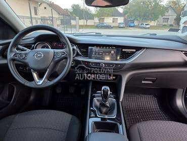 Opel Insignia 1.6