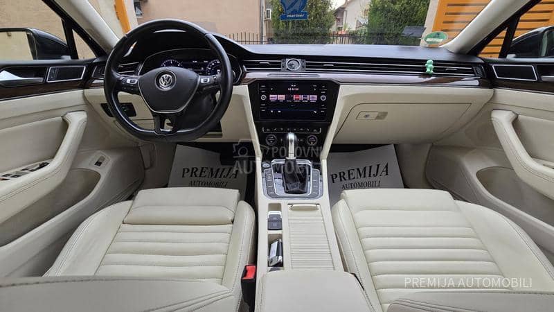 Volkswagen Passat B8 2.0 HIGHLINE Volkswagen Passat B8 2.0 HIGHLINE